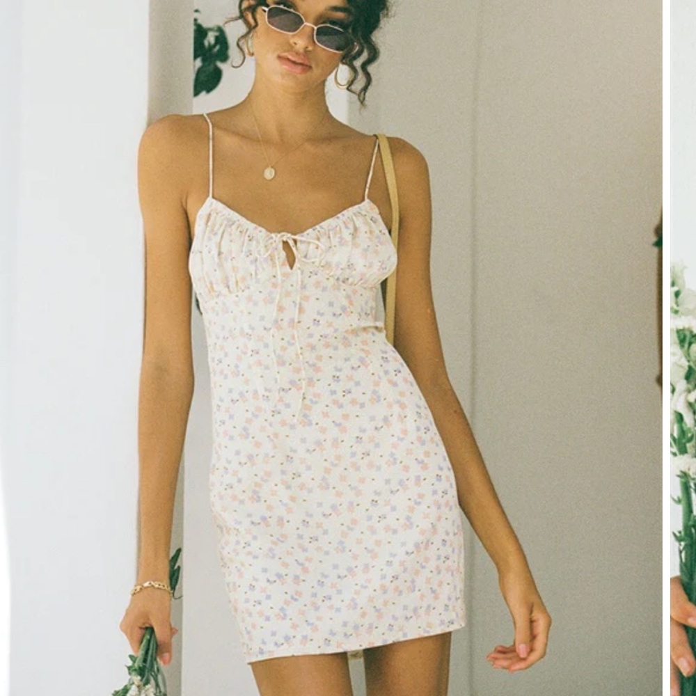 Adriela dress. Floral print.